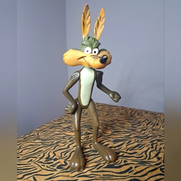 1968 Dakin Wile E Coyte Figure - Picture 1 of 4